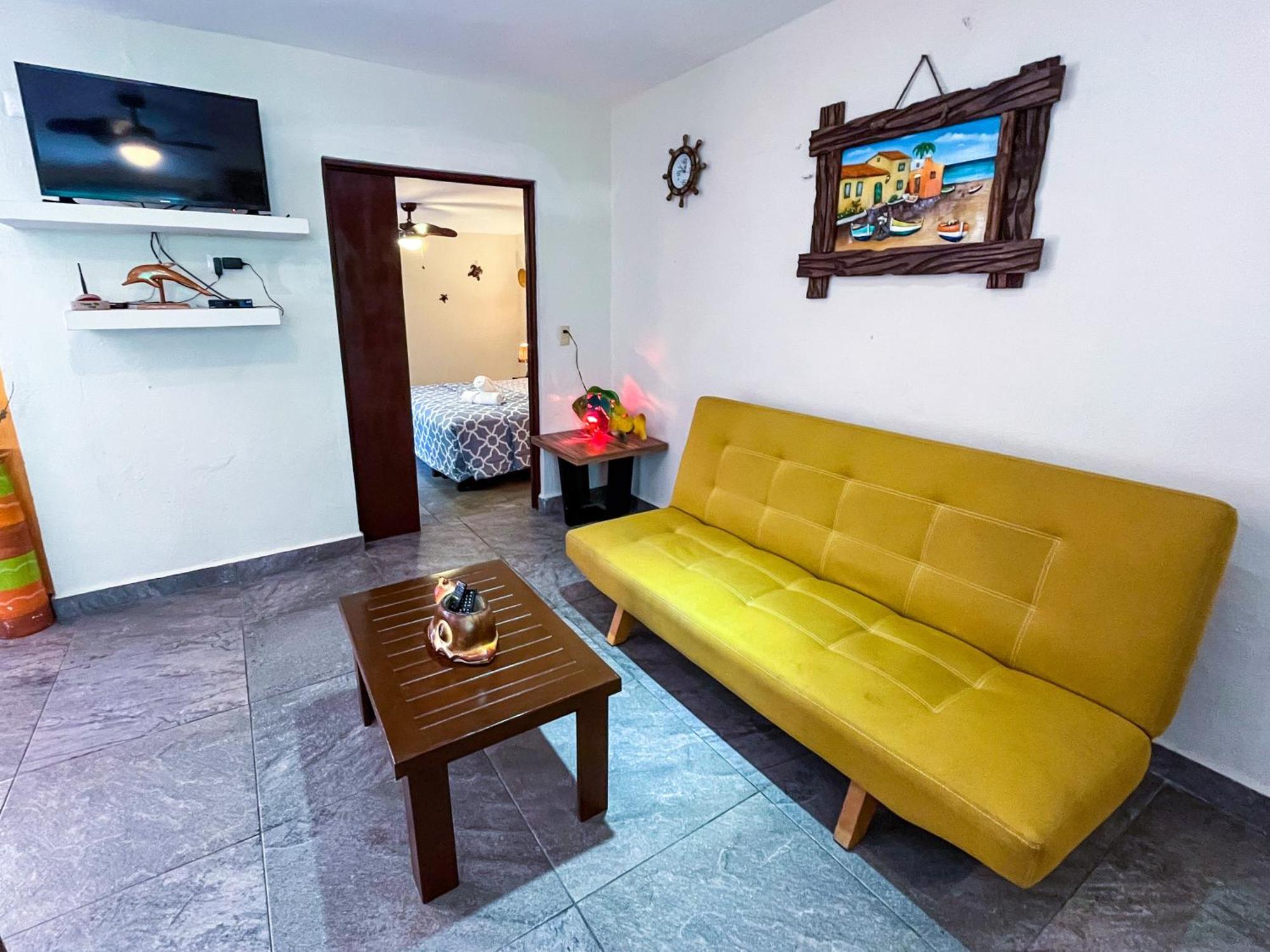 Cande'S Apartments Isla Mujeres Eksteriør billede