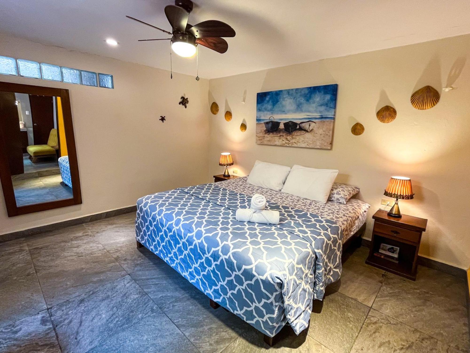 Cande'S Apartments Isla Mujeres Eksteriør billede
