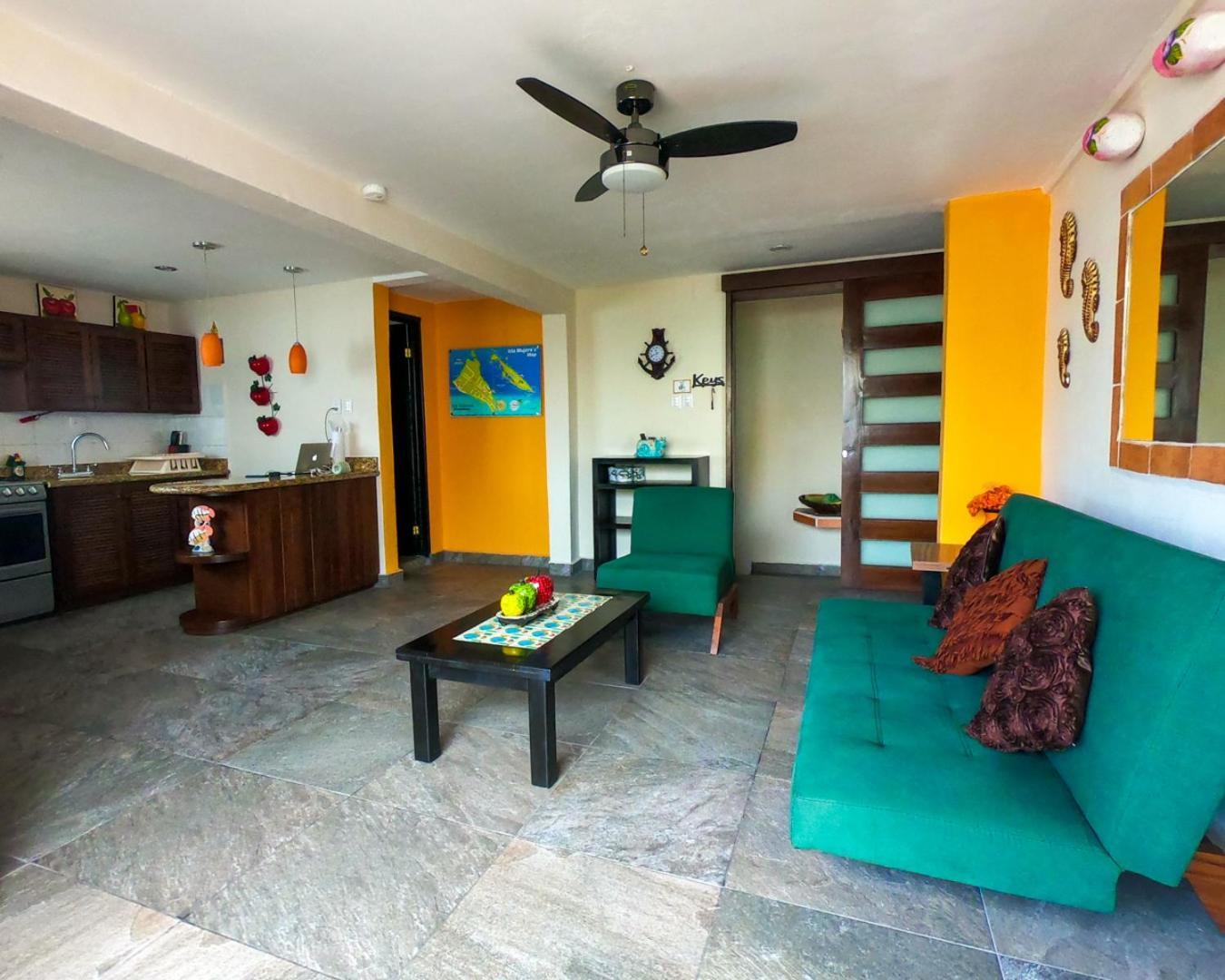Cande'S Apartments Isla Mujeres Eksteriør billede