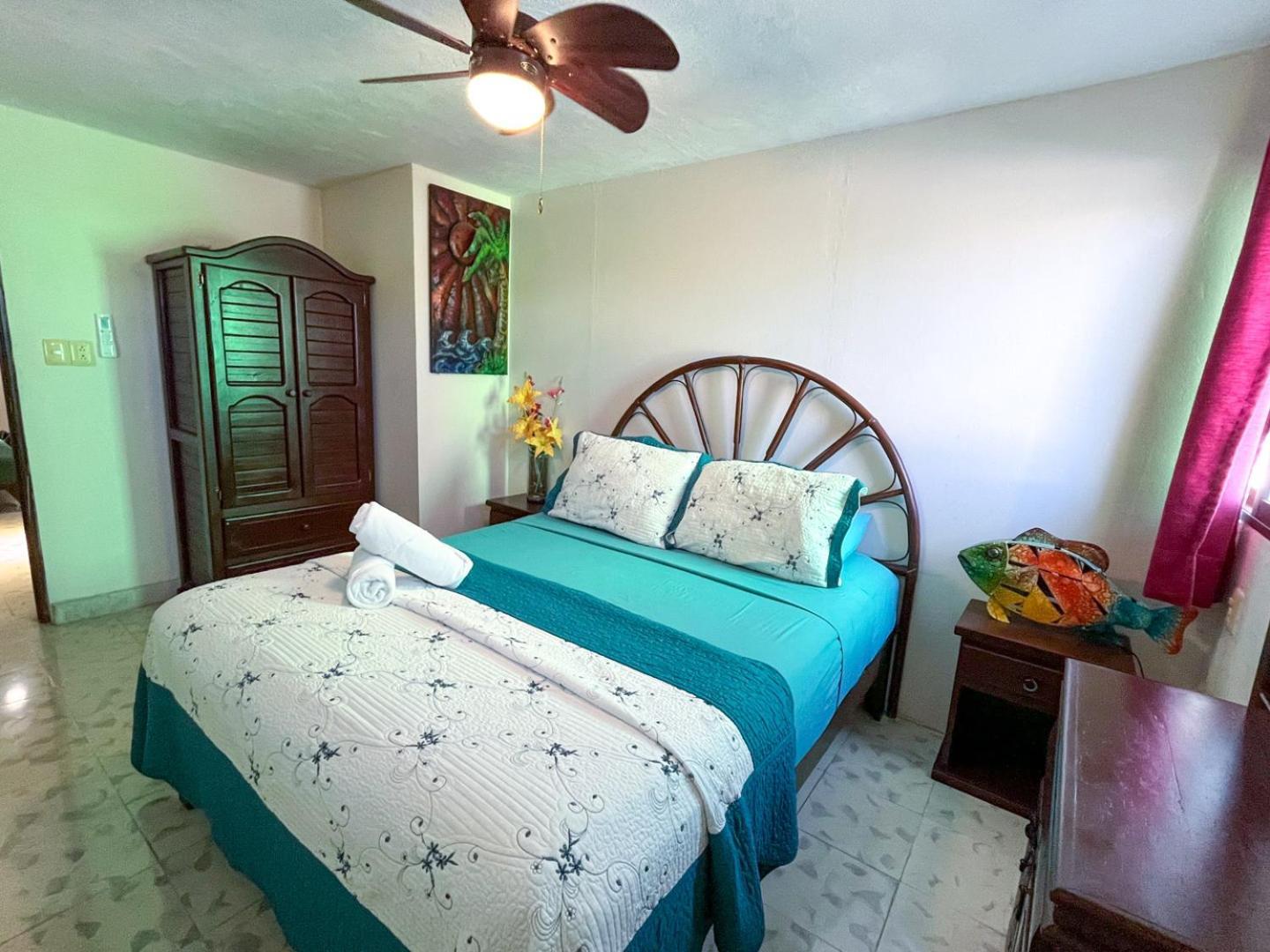 Cande'S Apartments Isla Mujeres Eksteriør billede