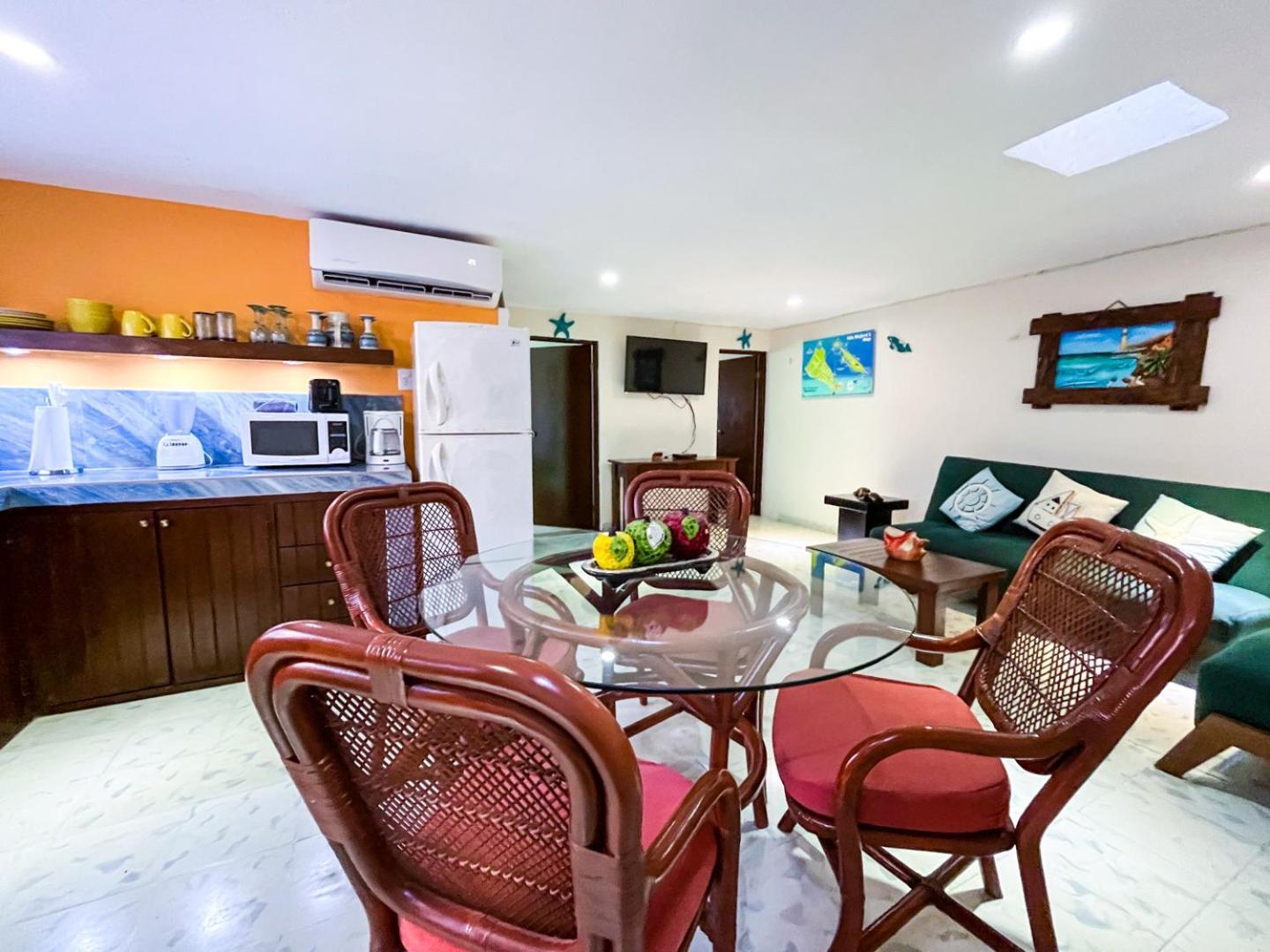Cande'S Apartments Isla Mujeres Eksteriør billede